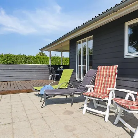 Holiday home Stygge - 300m From The Sea In Ne Jutland By Interhome Hadsund